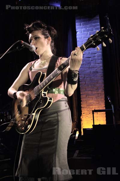 MY BRIGHTEST DIAMOND - 2007-10-02 - PARIS - La Maroquinerie - Shara Worden